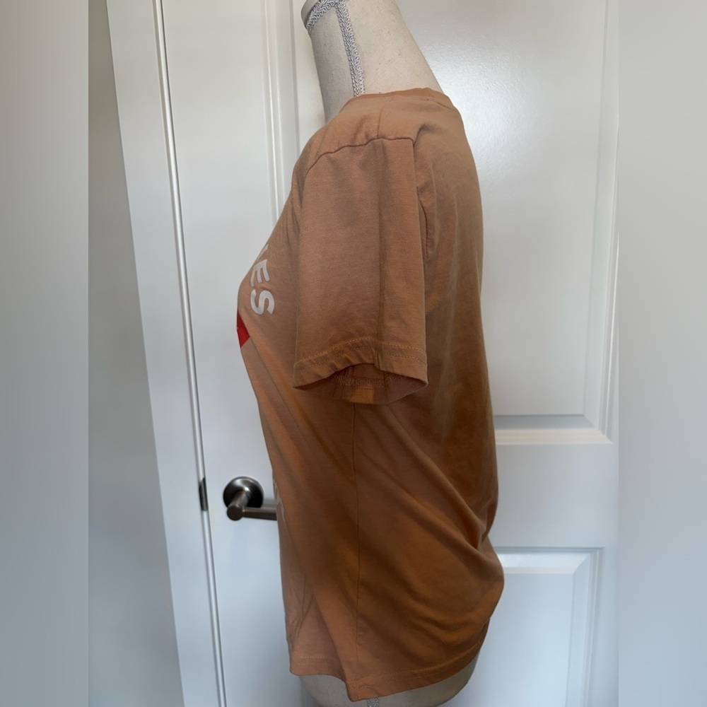Rolling Stones Logo Band Tee Tan Pale Pink Graphic T-Shirt Size XS Rock Music - Picture 2 of 10